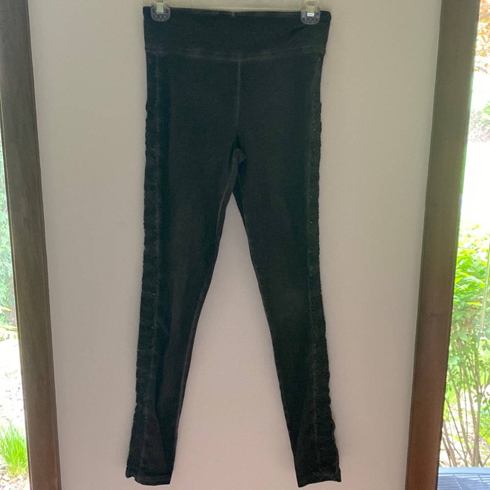 Tough Luv leggings women’s size medium